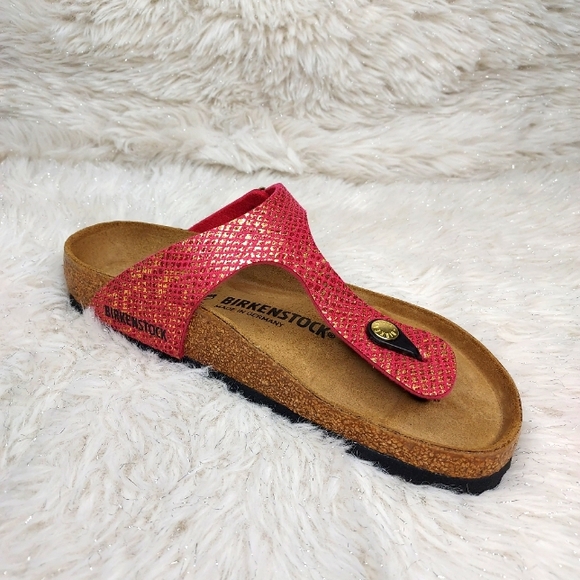 Birkenstock Women's Shiny Python Gizeh Toe-Post Sandals Fuchsia - Picture 4 of 10